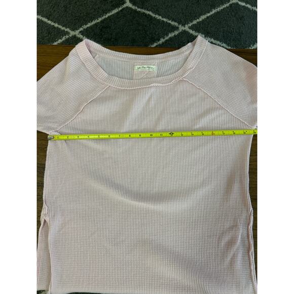 Free People - We The Free - North Shore Pink Thermal in size Extra Small. NWT - Picture 8 of 8